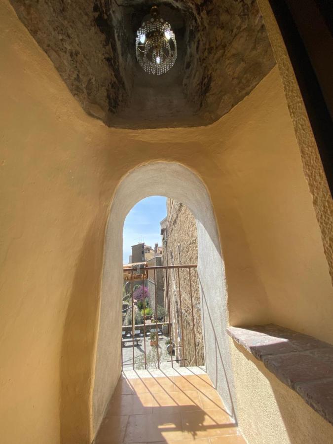 La Torre Della Piramide Hotel Pitigliano Exterior photo